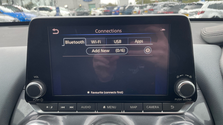 Nissan Juke 1.0 DiG-T 114 Tekna 5dr Petrol Hatchback